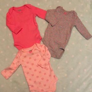Newborn long sleeve bodysuit